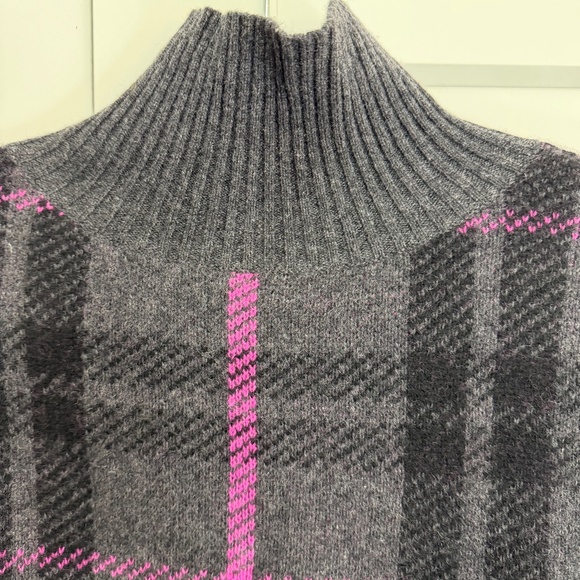 Saks Fifth Avenue Cashmere Sweater - Picture 4 of 6